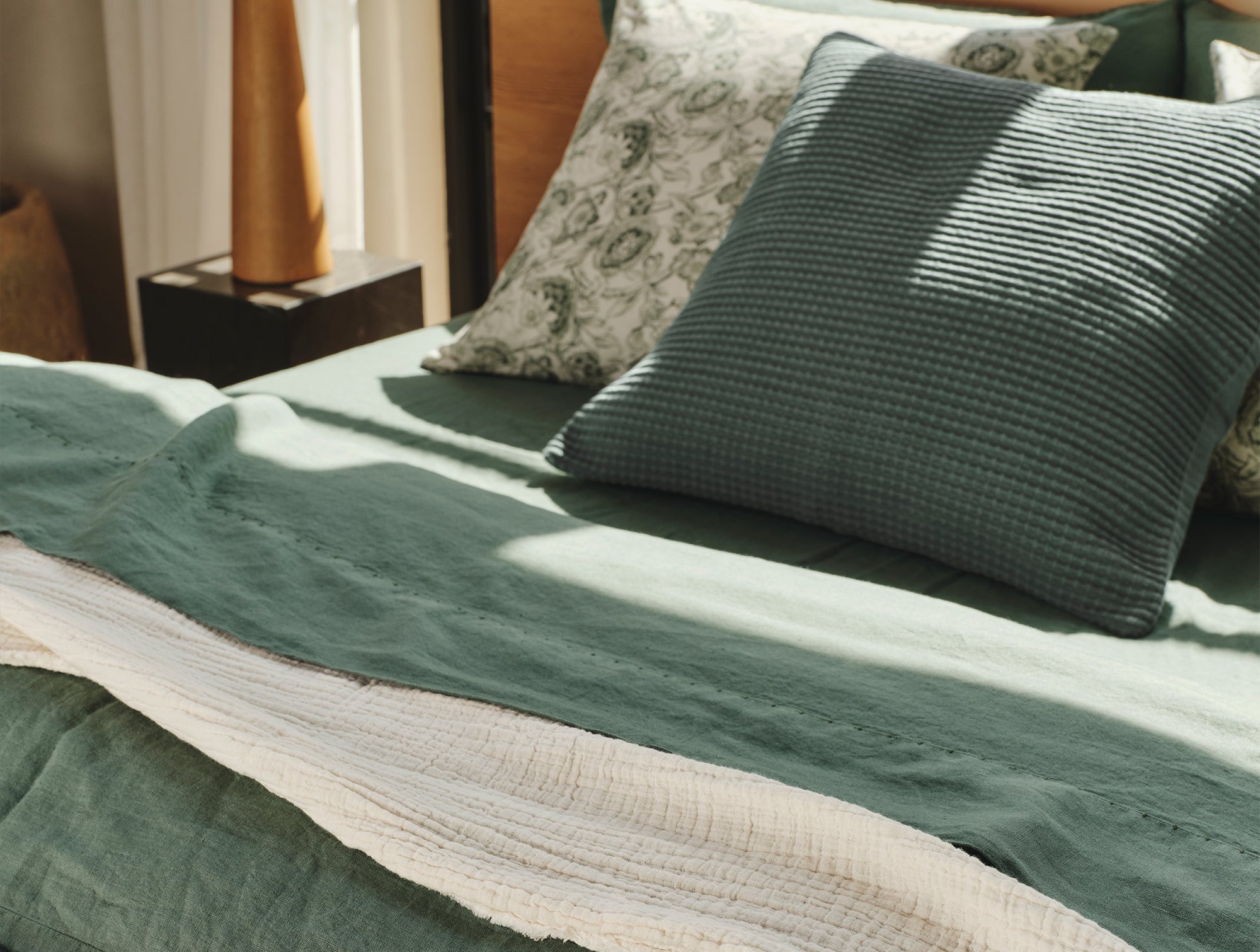 Cloud Hug™ 100% European Linen Sheet Set